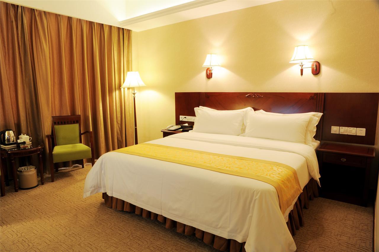 Vienna International Hotel Shanghai Hengshan Road エクステリア 写真