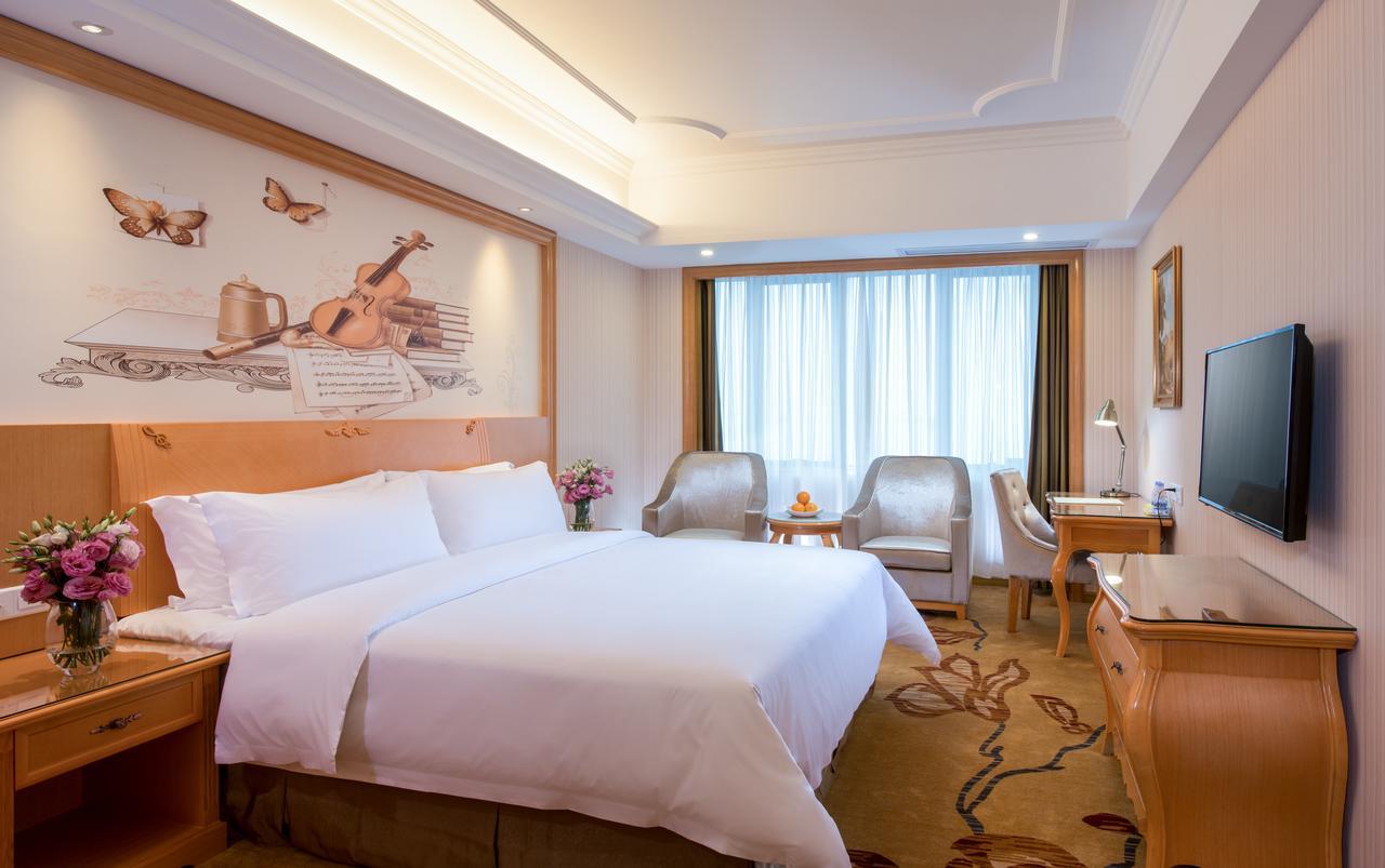 Vienna International Hotel Shanghai Hengshan Road エクステリア 写真